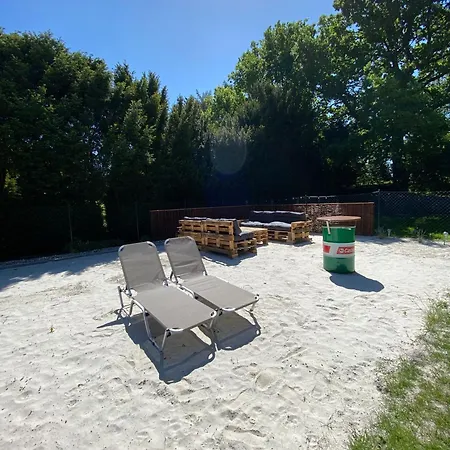 Gemuetliche Eg-ferienwohnung Brazil Mit Eingezaeunten Garten * Aurich