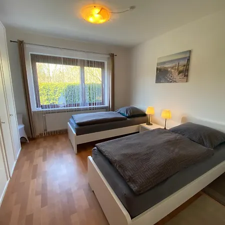Apartment Gemuetliche Eg-ferienwohnung Brazil Mit Eingezaeunten Garten