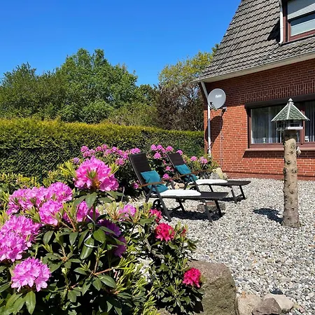 Gemuetliche Eg-ferienwohnung Brazil Mit Eingezaeunten Garten Aurich