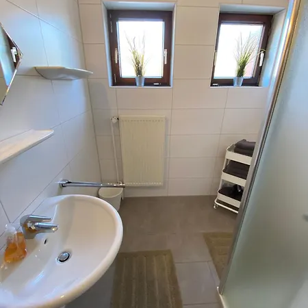 Gemuetliche Eg-ferienwohnung Brazil Mit Eingezaeunten Garten * Aurich